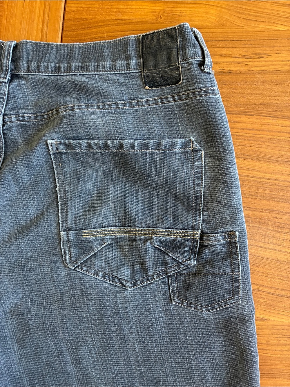 Y2K Baggy Grey Hamilton Jorts - Picture 4 of 4